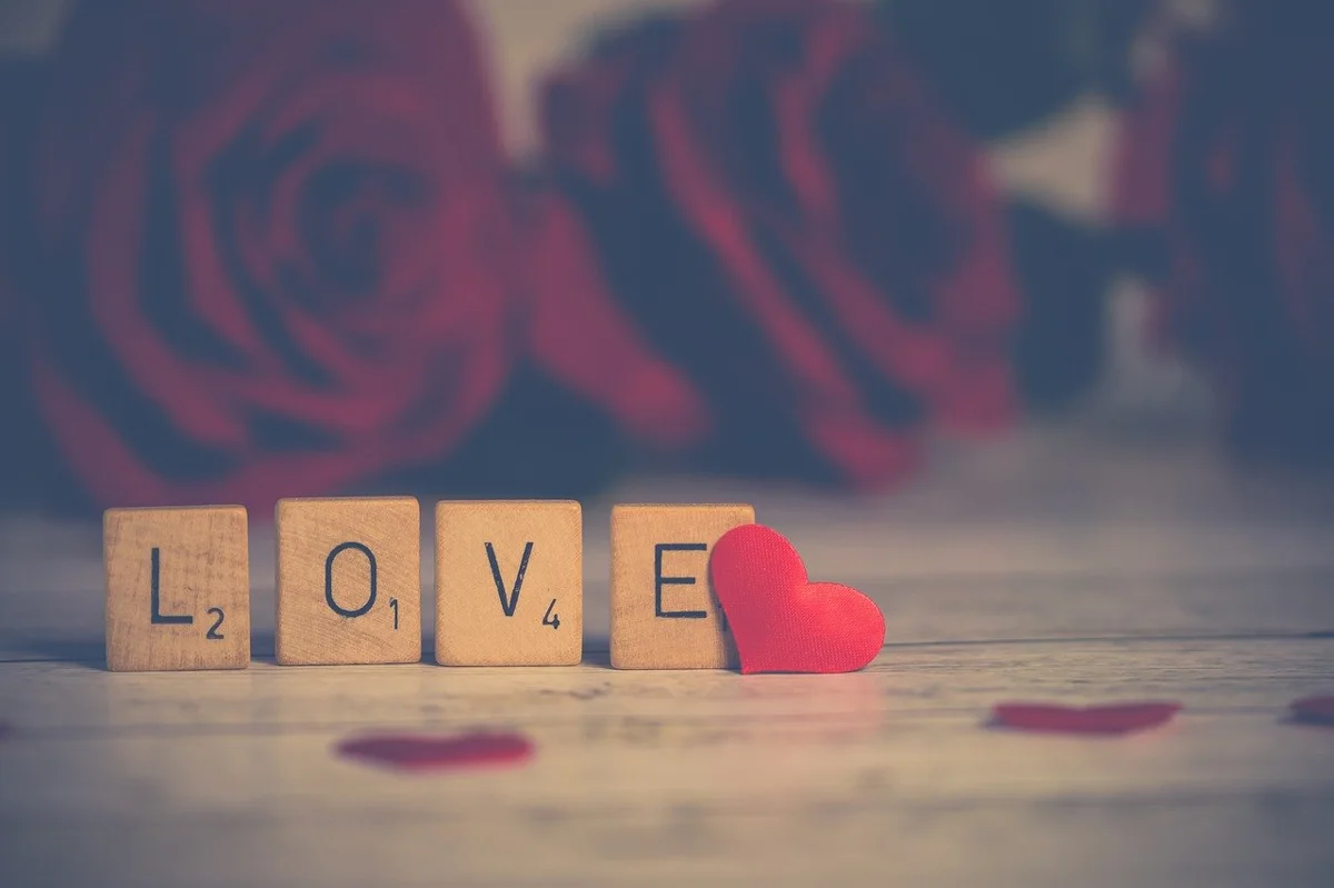 Wie sage ich ihm, dass ich ihn liebe? Ehrlich und ohne Druck